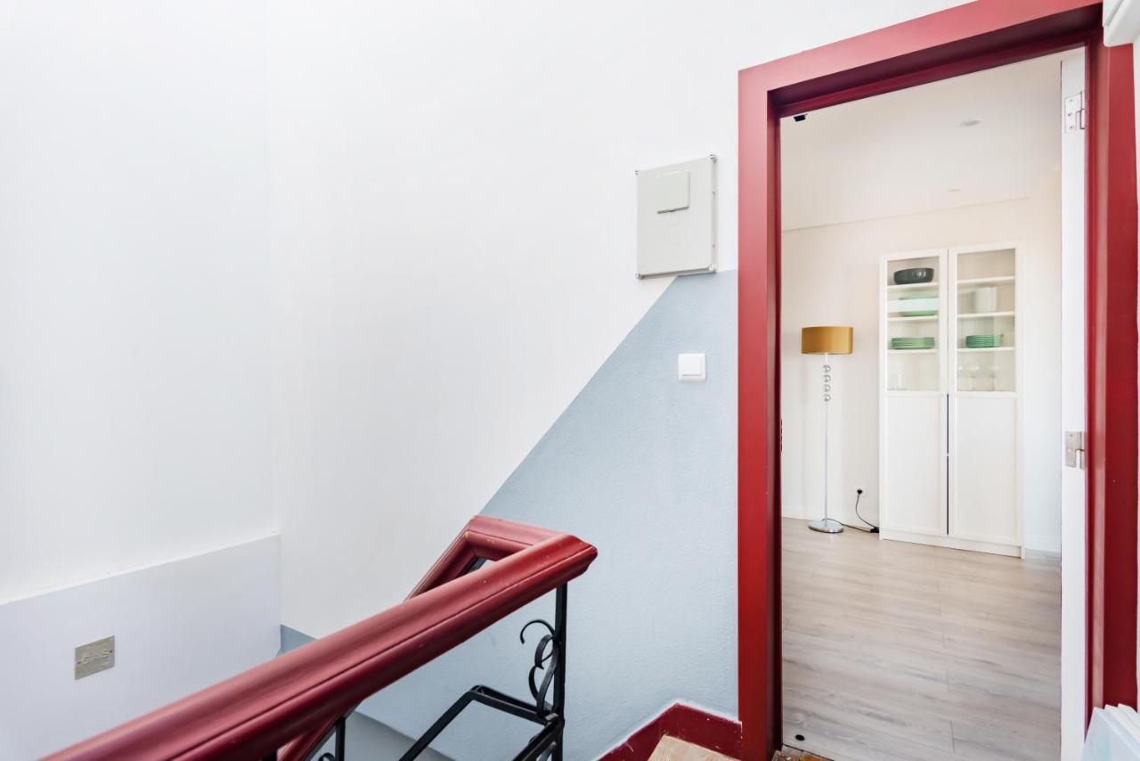 Mbird Lapa River View Duplex Lisbon Bagian luar foto